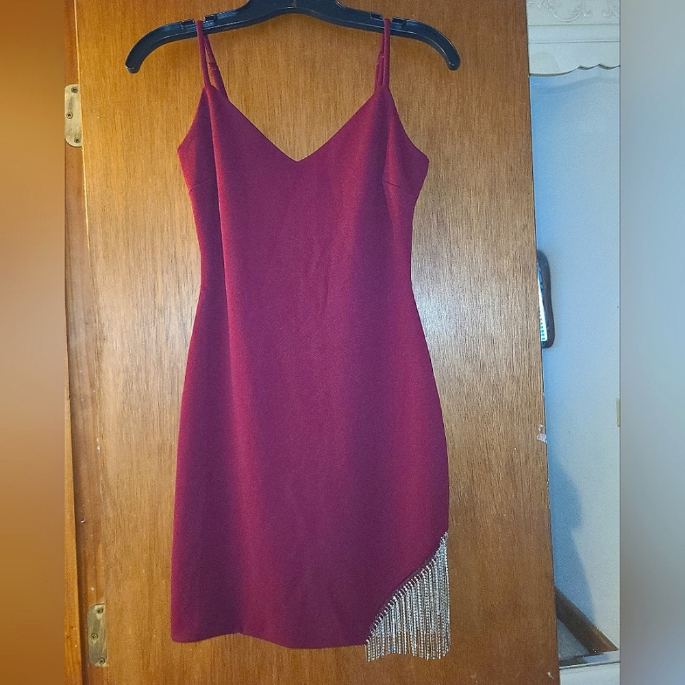 City Triangles Burgendy Cocktail Dress, Size 5. Wore Just Once For Homecoming :)